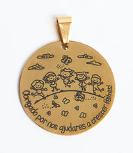 Carregar imagem no visualizador da galeria, Cesto com medalha - Coleção Escolar