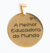 Carregar imagem no visualizador da galeria, Cesto com medalha - Coleção Escolar