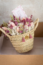 Carregar imagem no visualizador da galeria, Cesto Sorriso c/ medalha