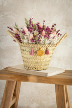 Carregar imagem no visualizador da galeria, Cesto Sorriso c/ medalha