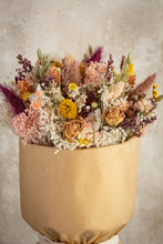 Carregar imagem no visualizador da galeria, Bloom Bag Kraft | Flores secas e preservadas
